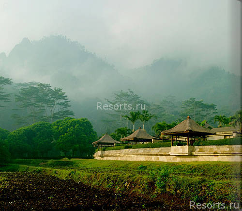 Amanjiwo resort 20